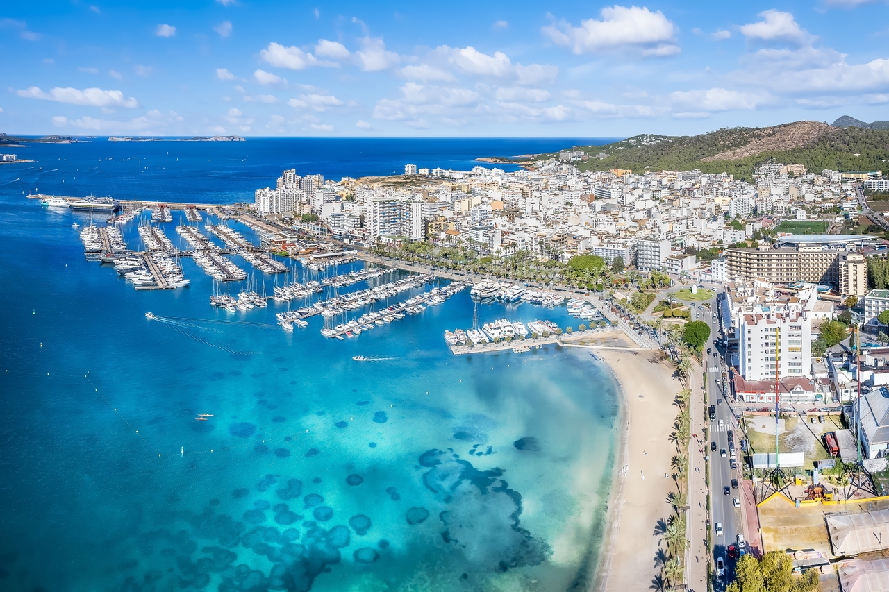 Ibiza - Summer Camp 18+ - wylot z Warszawy