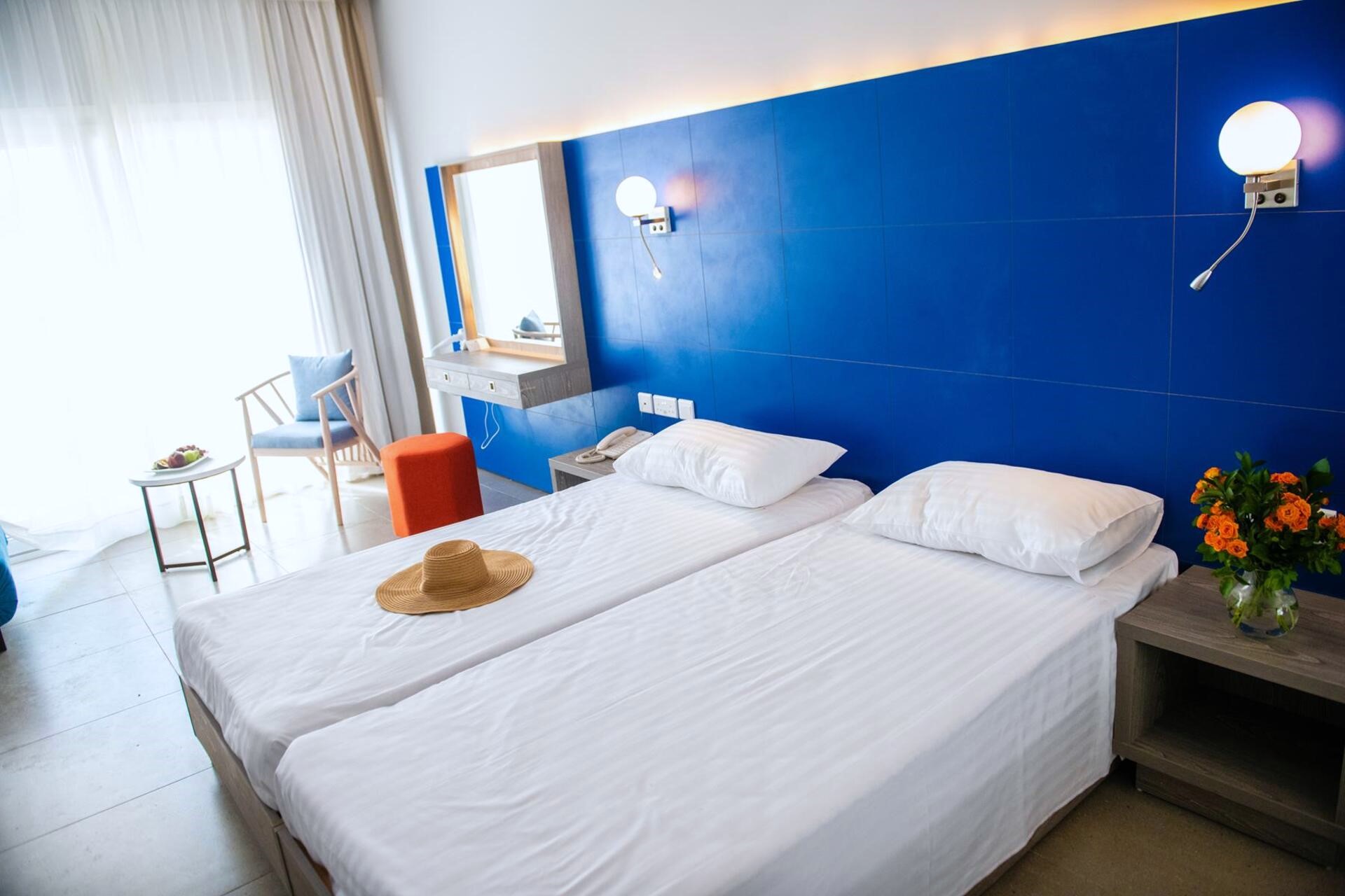 Cypr - Limassol - Wyspa Afrodyty - wylot z Warszawy