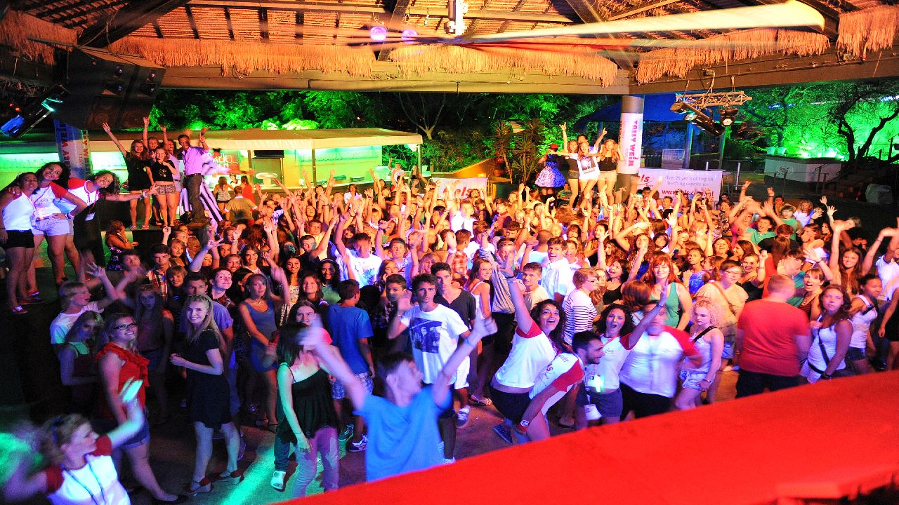 3. Malta - Bugibba - obóz rekreacyjny z j. angielskim - wylot z Krakowa 12-18 lat