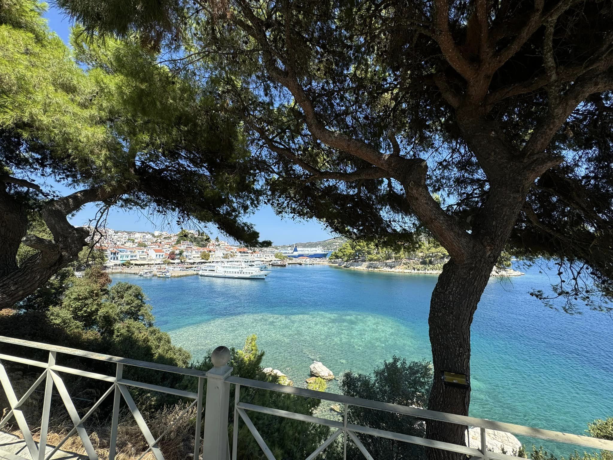 Grecja - obóz rekreacyjny- samolot - wylot z Warszawy 12-18 lat