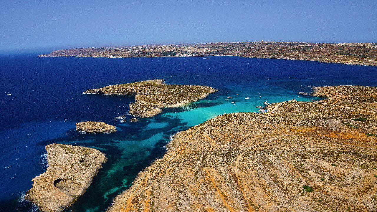 Malta - Bugibba - obóz rekreacyjny - wylot z Warszawy 12-18 lat