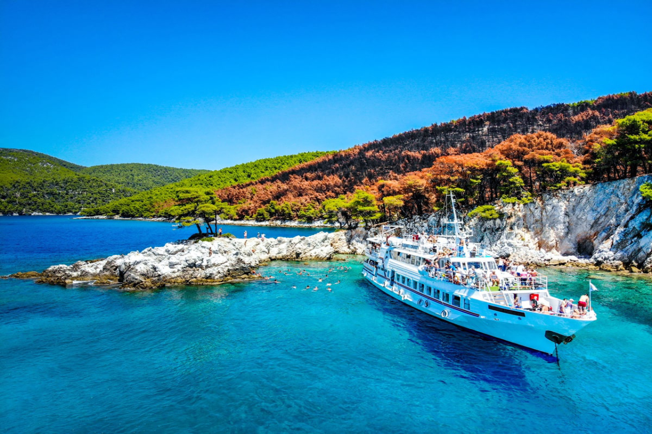 Grecja - obóz rekreacyjny- samolot - wylot z Warszawy 12-18 lat